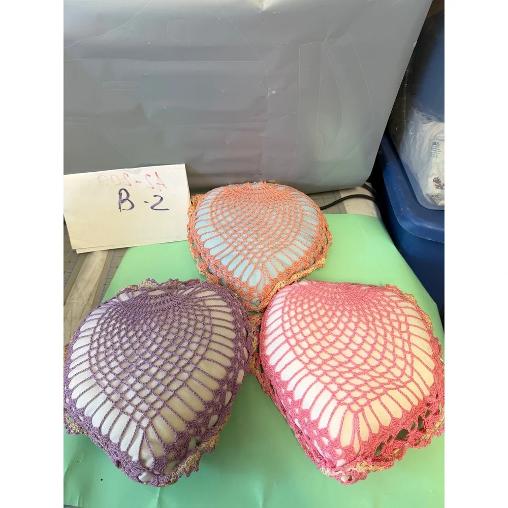 Vintage Heart Crochet Lace Decorative Pillows Set of 3‎ Pink Purple Peach 8x8